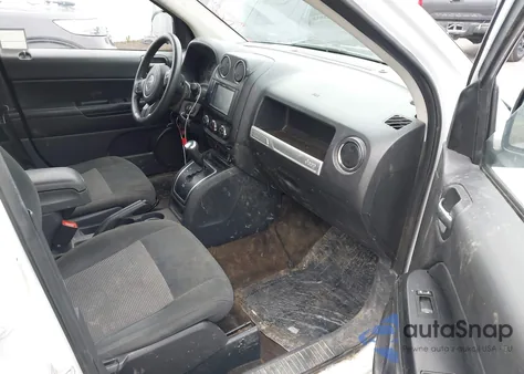 2016 Jeep Compass Sport из США, поврежденный, VIN 1C4NJCBA3GD648798